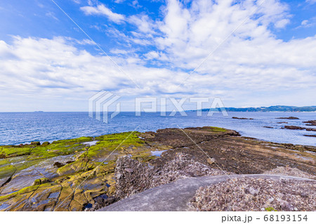 (静岡県)伊豆半島ジオパークの恵比須島 千畳敷 (静岡県)伊豆半島ジオパークの恵比須島 千畳敷 68193154