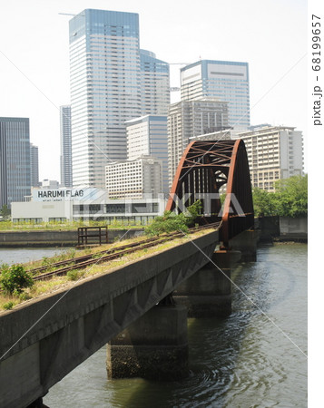 廃線となった臨港鉄道の鉄橋・晴海橋梁 68199657