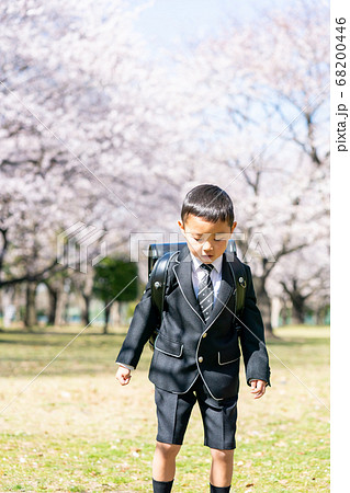 6 years old 68200446