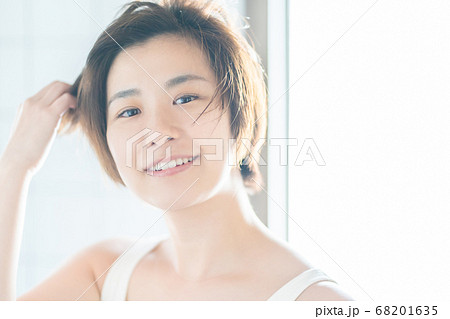30代女性の朝美容 68201635