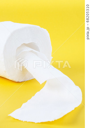 Tissue paper rolls. 68205310