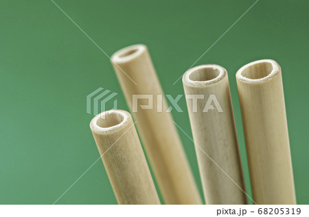 bamboo straw for drinking water. bamboo straw for drinking water. 68205319