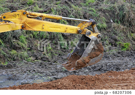 パワーショベル 68207306