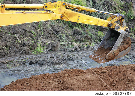 パワーショベル 68207307