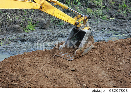 パワーショベル 68207308