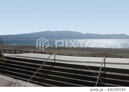 沼津市御用邸記念公園　海岸　ウィンドサーフィン 68209594