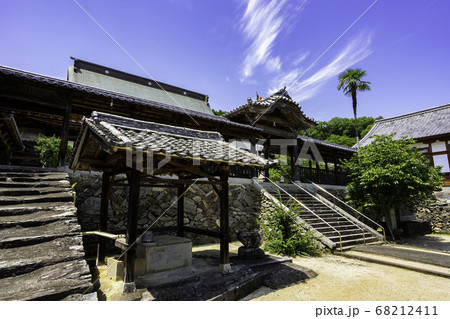 内子の町並み 高昌寺 愛媛県喜多郡内子町の写真素材 68212411 Pixta