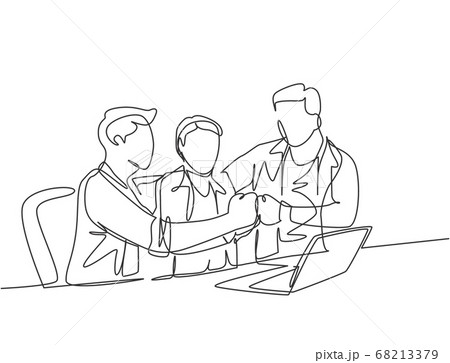 One continuous line drawing of multi level marketing or MLM upliner doing presentation with laptop to prospect downliner candidate One continuous line drawing of multi level marketing or MLM upliner doing presentation with laptop to prospect downliner candidate 68213379