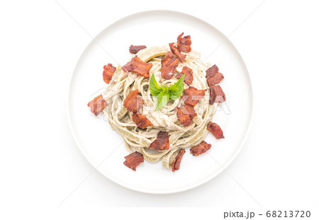 spinach fettuccine with cream cheese white sauce spinach fettuccine with cream cheese white sauce 68213720