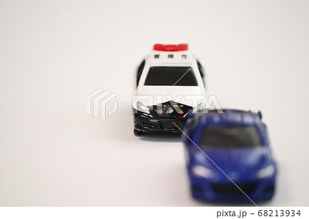 交通違反　取り締まり 68213934