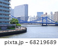 清洲橋と隅田川と高層ビル 68219689