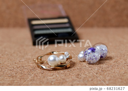 アクセサリー、お洒落、装飾、装飾品、ヘアピン、髪飾り、ファッション、ヘアアクセサリー、イヤリング 68231627