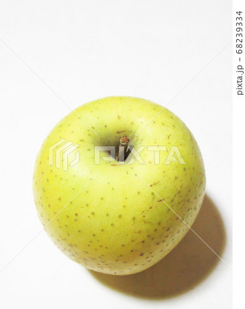 青りんご 68239334