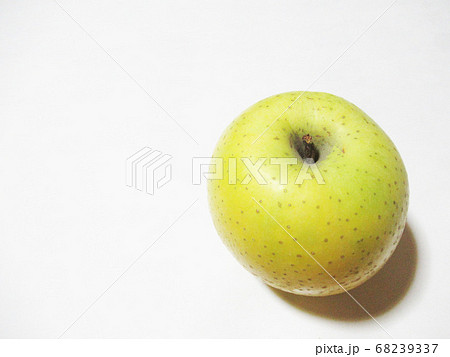 青りんご 68239337