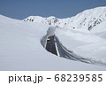 立山黒部アルペンルート雪の大谷05 68239585