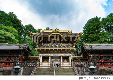 日光東照宮陽明門正面 68239945