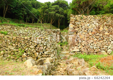 石垣の集落 68242264