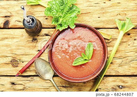 Cold rhubarb soup Cold rhubarb soup 68244807