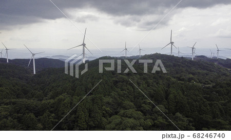 【空撮】青山高原の風車 【空撮】青山高原の風車 68246740