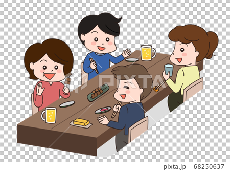 飲食店で食事をする男女 飲食店で食事をする男女 68250637