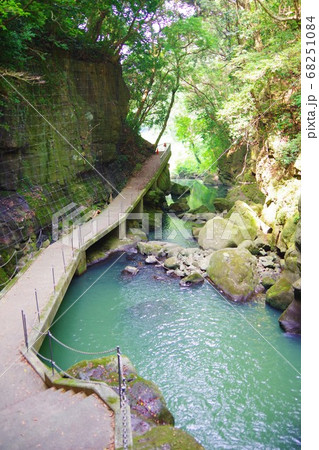 兵庫県 淡路島 鮎屋の滝の遊歩道 兵庫県 淡路島 鮎屋の滝の遊歩道 68251084
