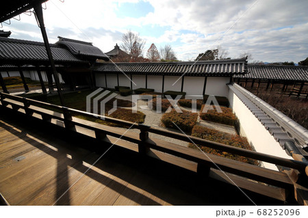 東福寺本坊庭園の風景 68252096