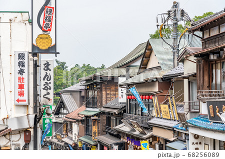【千葉県】成田山表参道 68256089
