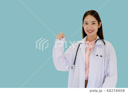 woman young doctor woman young doctor 68256608
