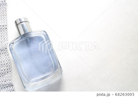 Blue beautiful glass transparent fashionable 68263005