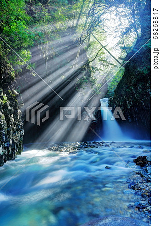 唐谷滝の光芒 68263347