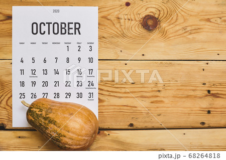 October 2020 monthly calendar with Pumpkin on wood 68264818