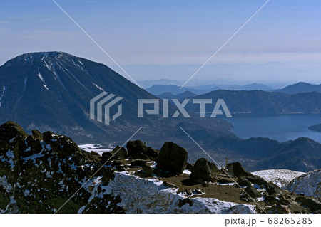日光白根山(奥白根山)山頂からの眺め 日光白根山(奥白根山)山頂からの眺め 68265285
