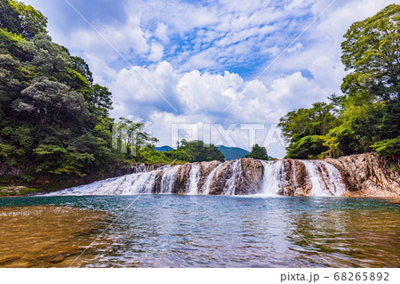 （愛知県東栄町）蔦の淵　滝 68265892
