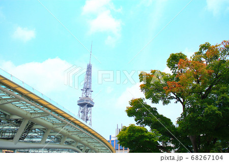 名古屋市、水の宇宙船とテレビ塔の風景 名古屋市、水の宇宙船とテレビ塔の風景 68267104