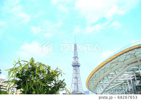 名古屋市、水の宇宙船とテレビ塔の風景 名古屋市、水の宇宙船とテレビ塔の風景 68267653