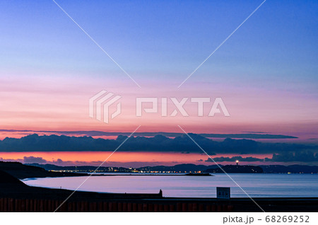 サザンビーチからの望む江の島 68269252