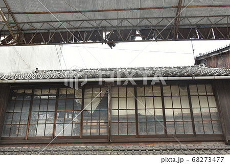 岡山県玉野市の古くて美しい建物 68273477