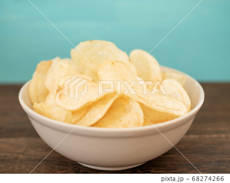 ポテトチップス ポテトチップス 68274266