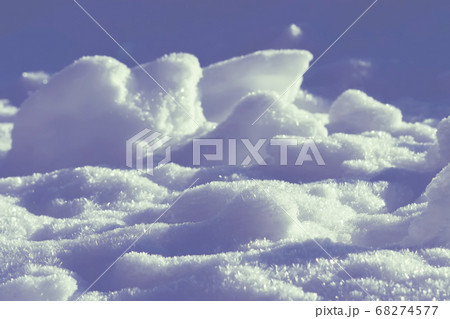 Fresh snow in sunlight 68274577