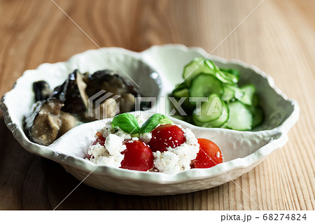 夏野菜のおかず3種盛り 夏野菜のおかず3種盛り 68274824