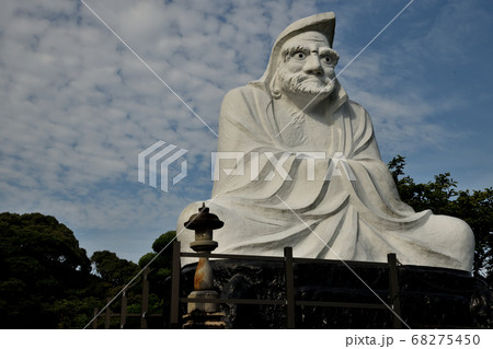 興禅寺（だるま寺）のだるま座像 68275450