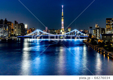 隅田川橋梁群のライトアップ 68276034