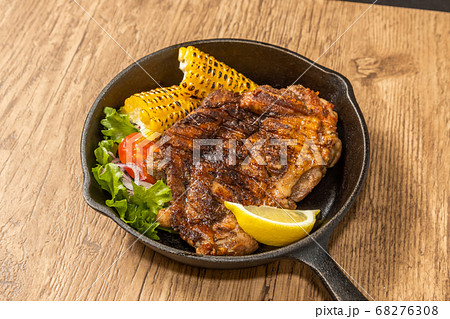 ジャマイカ料理 ジャークチキン Jamaican Food Jerk Chicken の写真素材