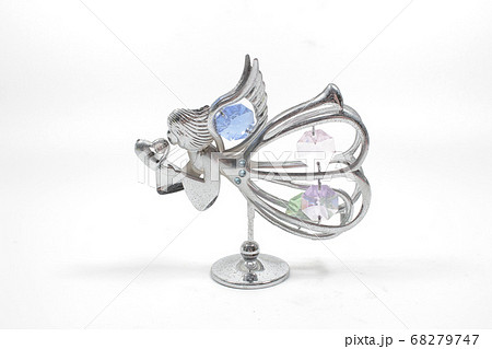 an angle statue on white back ground 68279747