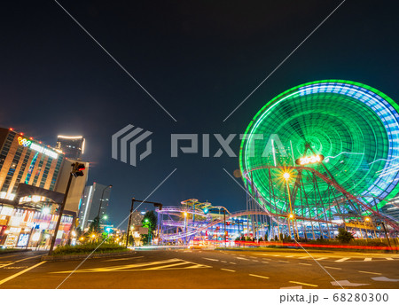 夜の横浜ベイエリア　新港地区 68280300