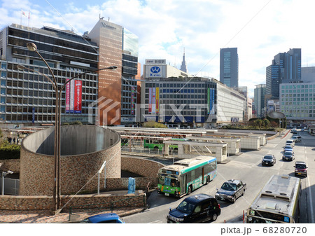 新宿駅西口 周辺風景 新宿駅西口 周辺風景 68280720