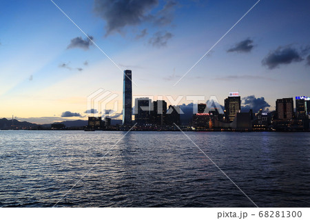 waterront promenade along the Victoria harbour in Hong Kong island 68281300