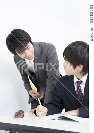 塾の授業 68282203