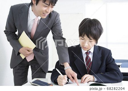 塾の授業 塾の授業 68282204