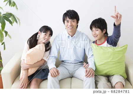 笑顔の親子 笑顔の親子 68284781